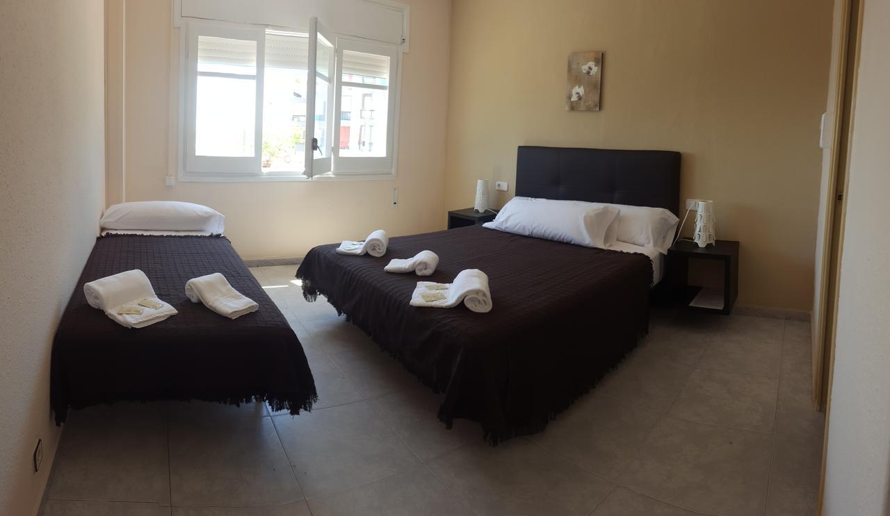 Hotel Beach Playa Кастелдефелс Екстериор снимка