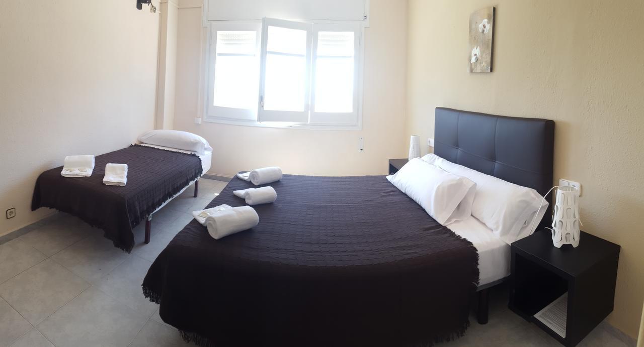Hotel Beach Playa Кастелдефелс Екстериор снимка