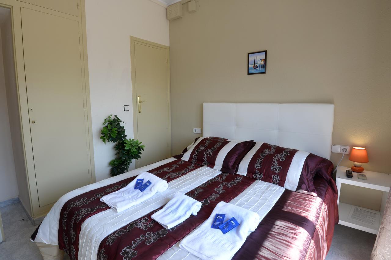 Hotel Beach Playa Кастелдефелс Екстериор снимка